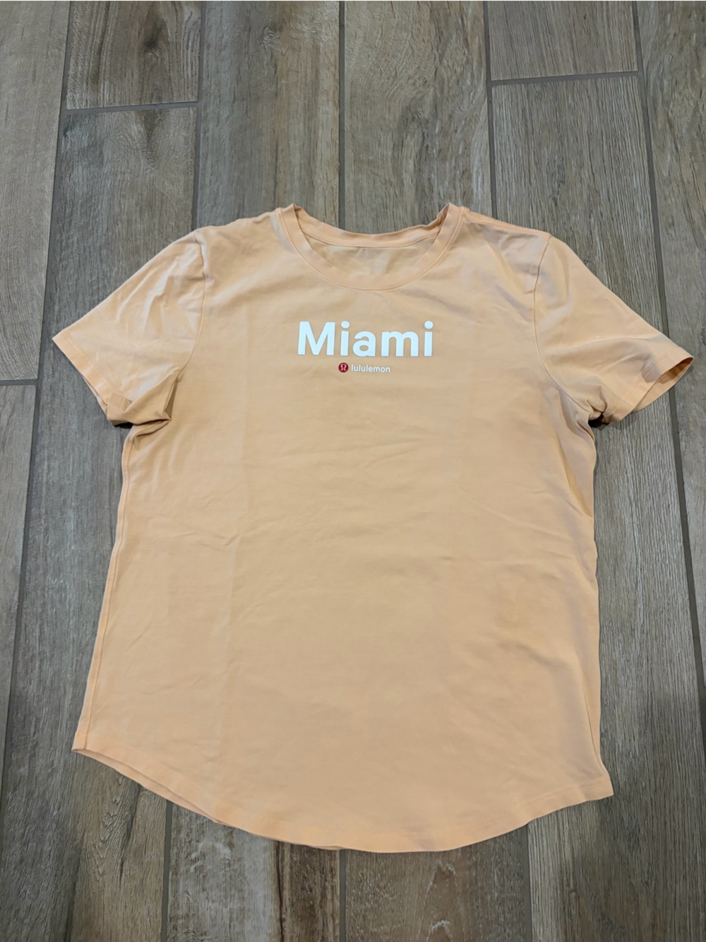 Lululemon Miami Logo Tee Peach size 6